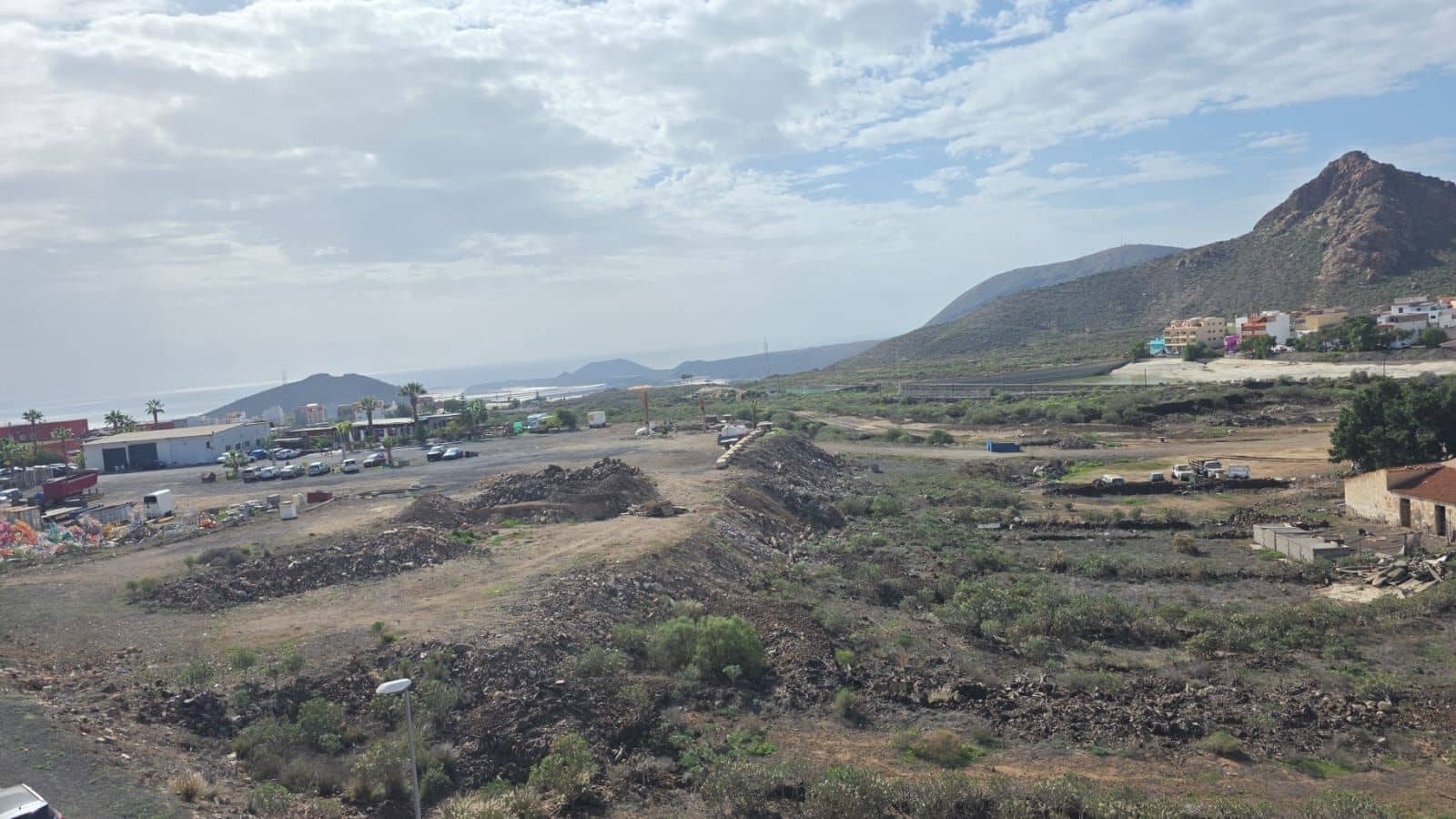 4 makuuhuone Kattohuoneisto myytävänä paikassa Buzanada mukana 
autotalli - 295 000 € (Ref: 9625360)