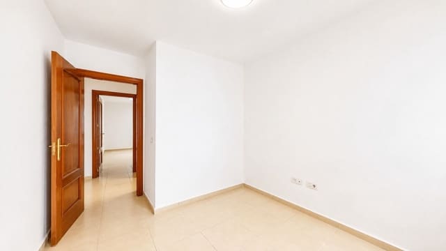 4 camera da letto Attico in vendita in Buzanada, Arona con garage - 282.000 € (Rif: 9625360)