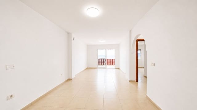4 camera da letto Attico in vendita in Buzanada, Arona con garage - 282.000 € (Rif: 9625360)