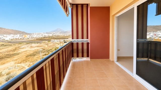 4 camera da letto Attico in vendita in Buzanada, Arona con garage - 282.000 € (Rif: 9625360)