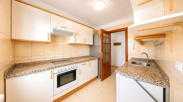 4 camera da letto Attico in vendita in Buzanada, Arona con garage - 282.000 € (Rif: 9625360)
