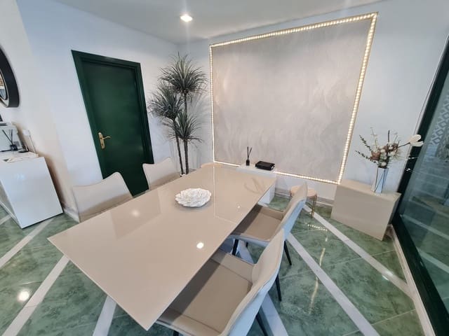 Kantoor te koop in Playa Paraiso, Adeje - € 70.000 (Ref: 9625361)