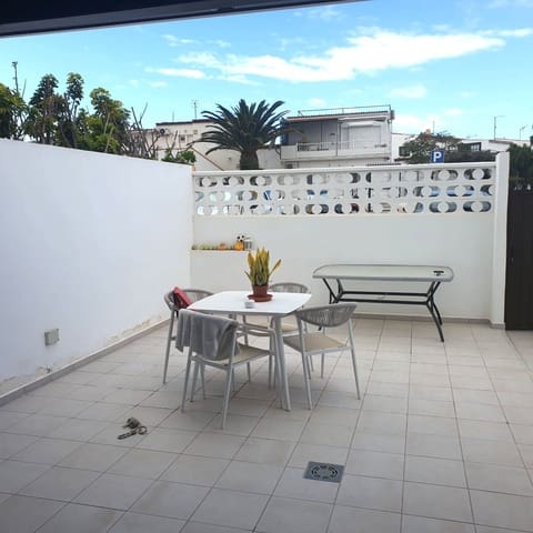 3 Zimmer Doppelhaus zu verkaufen in Costa del Silencio, Arona mit Garage - 376.000 € (Ref: 9637184)