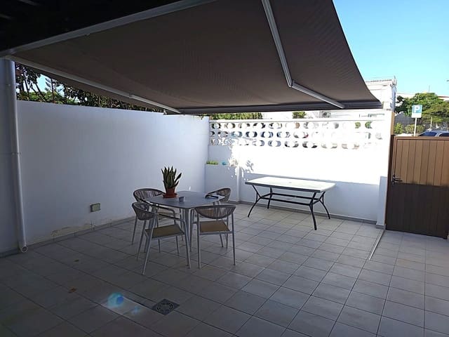 3 Zimmer Doppelhaus zu verkaufen in Costa del Silencio, Arona mit Garage - 376.000 € (Ref: 9637184)