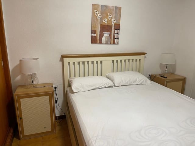 2 soveværelse Lejlighed til leje i Los Cristianos, Arona med swimmingpool garage - € 1.500 (Ref: 9770322)