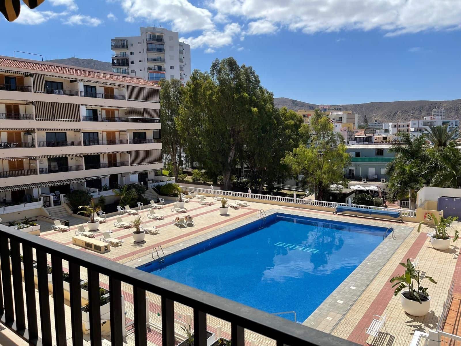 2 sovrum Lägenhet att hyra i Los Cristianos med pool garage - 1 500 € (Ref: 9770322)