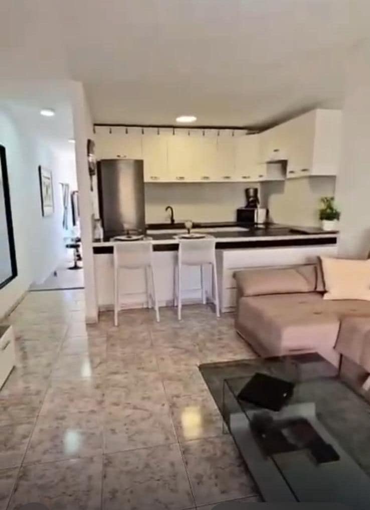 1 bedroom Apartment for sale in Costa del Silencio with pool - € 240,000 (Ref: 9780177)