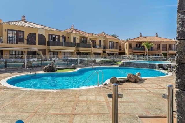 2 chambre Appartement à vendre à Costa del Silencio, Arona avec piscine garage - 252 000 € (Ref: 9780178)