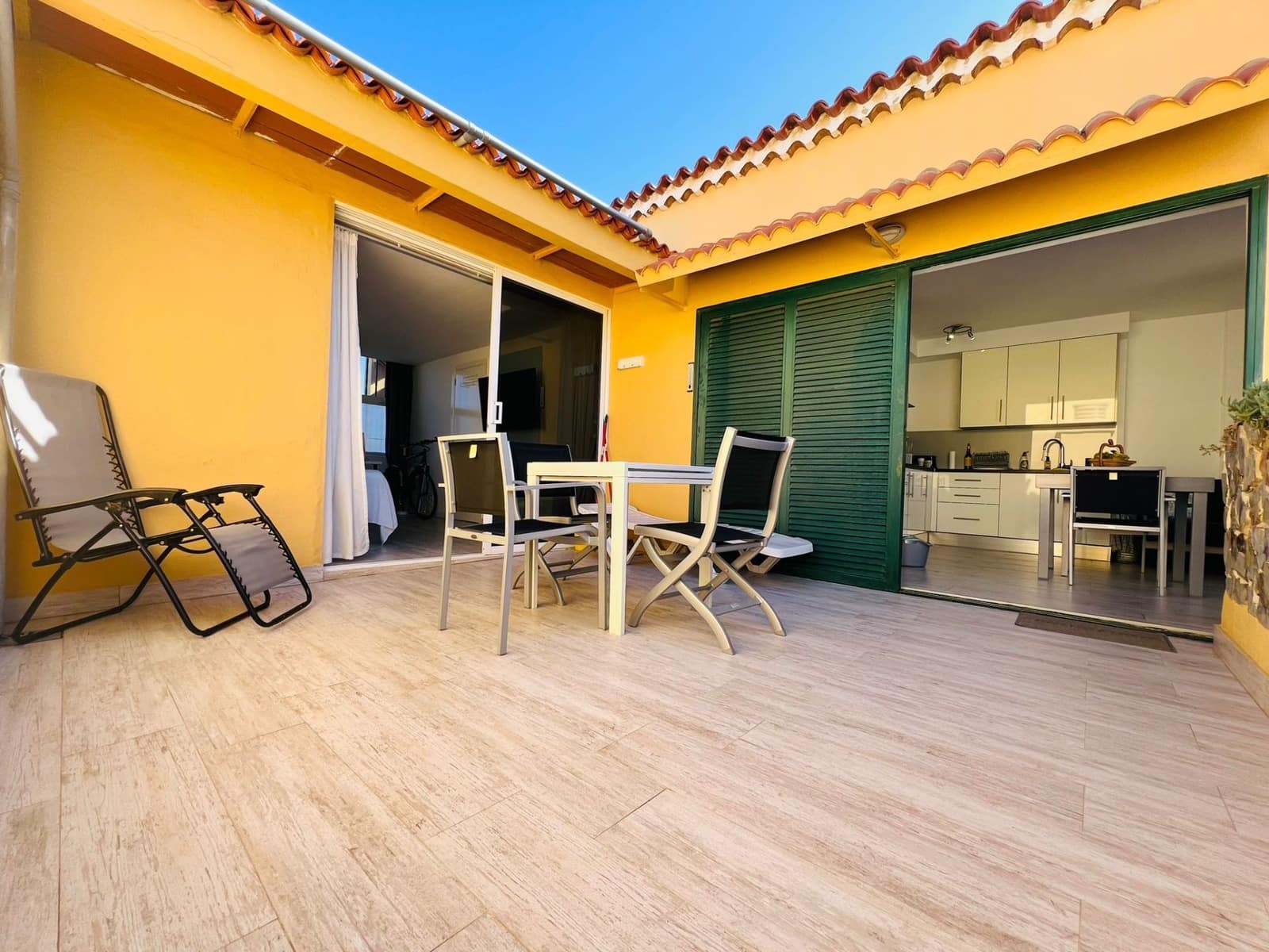 2 sypialnia Penthouse na sprzedaż w Costa del Silencio z basenem - 247 000 € (Ref: 9798884)