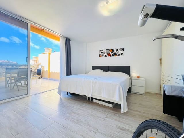 2 sypialnia Penthouse na sprzedaż w Costa del Silencio, Arona z basenem - 247 000 € (Ref: 9798884)