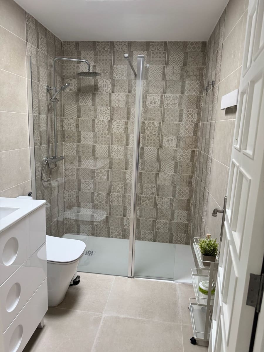2 bedroom Bungalow for rent in Callao Salvaje with garage - € 1,500 (Ref: 9861604)