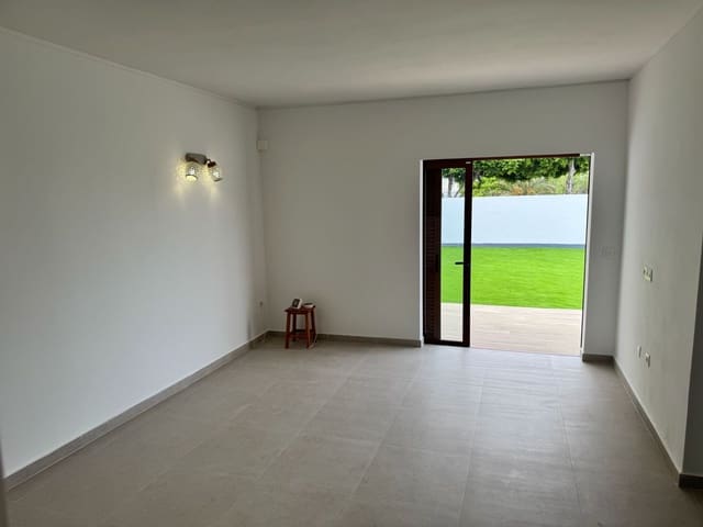 2 bedroom Bungalow for rent in Callao Salvaje, Adeje with garage - € 1,500 (Ref: 9861604)