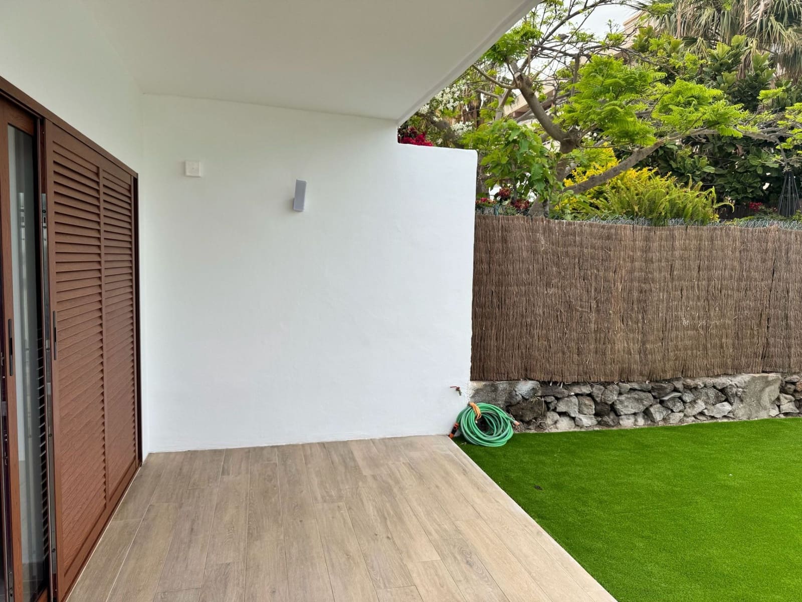 2 bedroom Bungalow for rent in Callao Salvaje with garage - € 1,500 (Ref: 9861604)