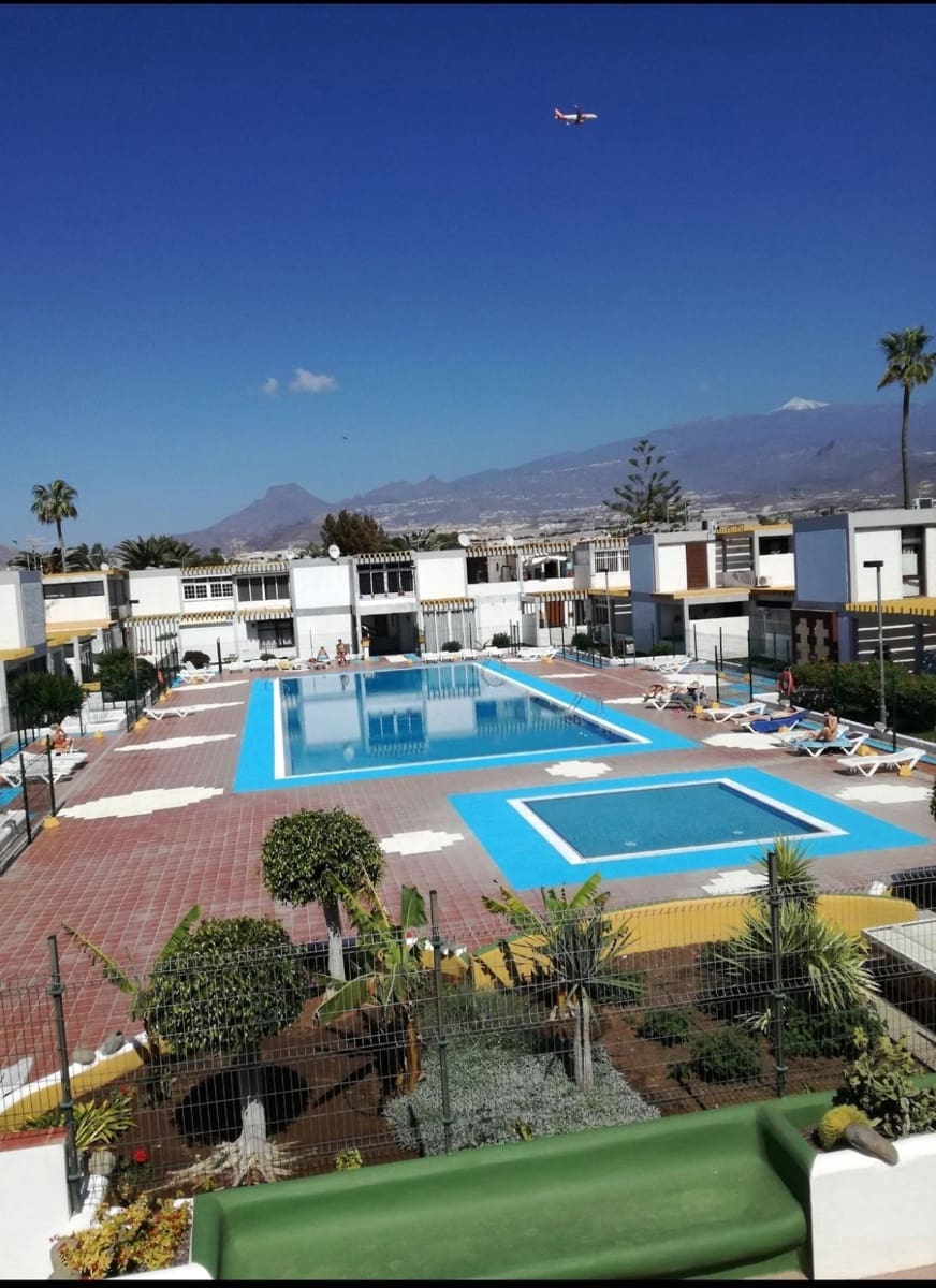 1 Zimmer Apartment zu verkaufen in Costa del Silencio mit Pool - 180.000 € (Ref: 9866642)
