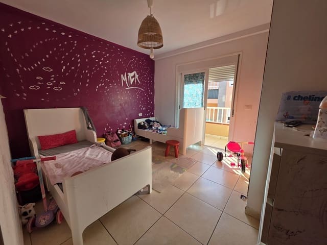 2 sovrum Lägenhet till salu i San Isidro de Abona, Granadilla de Abona - 195 000 € (Ref: 9868263)