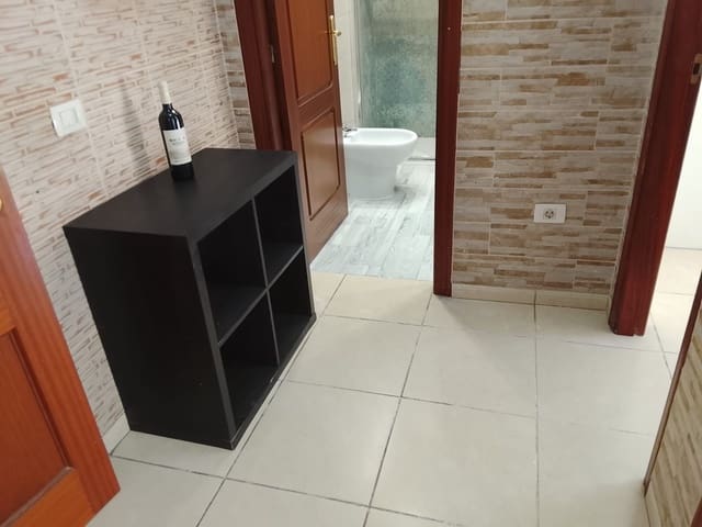 Apartamento de 3 habitaciones en San Isidro de Abona, Granadilla de Abona en venta con garaje - 199.000 € (Ref: 9868263)