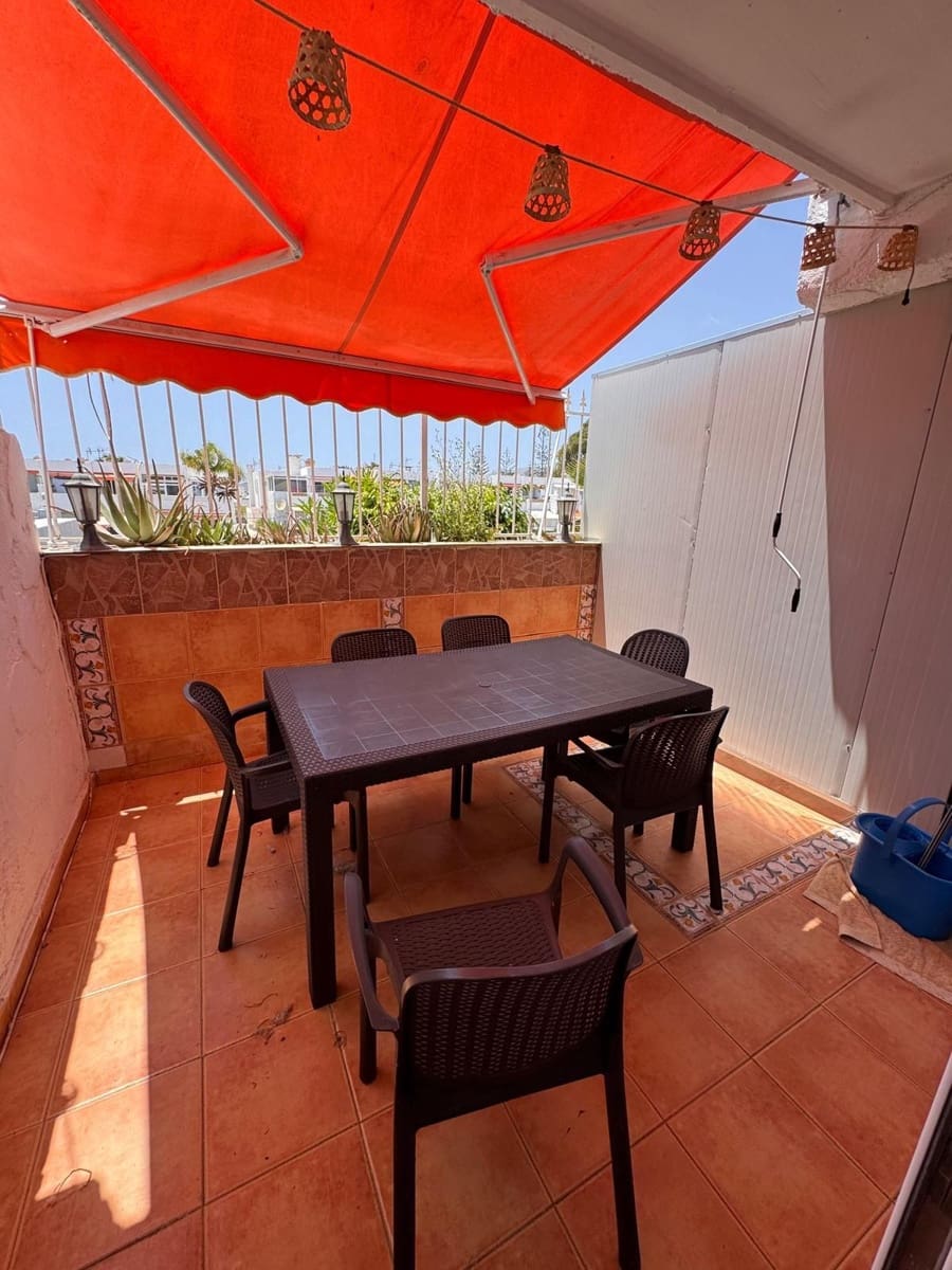 1 chambre Appartement à vendre à Costa del Silencio avec piscine - 204 000 € (Ref: 9889890)
