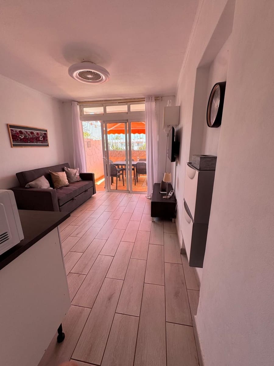 1 chambre Appartement à vendre à Costa del Silencio avec piscine - 204 000 € (Ref: 9889890)