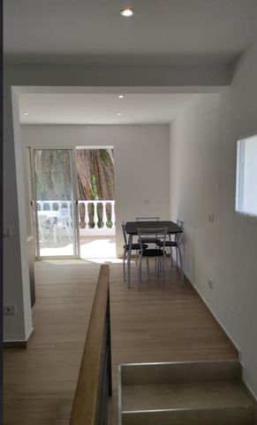 2 quarto Apartamento para venda em Costa del Silencio, Arona com piscina - 230 000 € (Ref: 9903806)