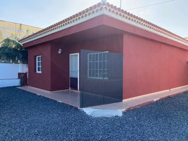 2 slaapkamer Finca/Landhuis te huur in Arona met garage - € 1.250 (Ref: 9933625)