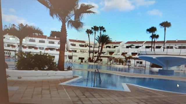 1 soverom Leilighet til leie i Costa del Silencio, Arona med svømmebasseng - € 890 (Ref: 9949270)