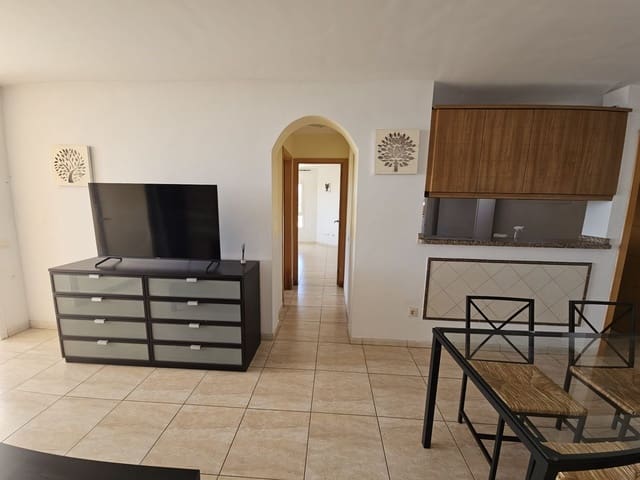 3 quarto Casa em Banda para arrendar em El Madroñal, Adeje com piscina - 1 800 € (Ref: 9964912)