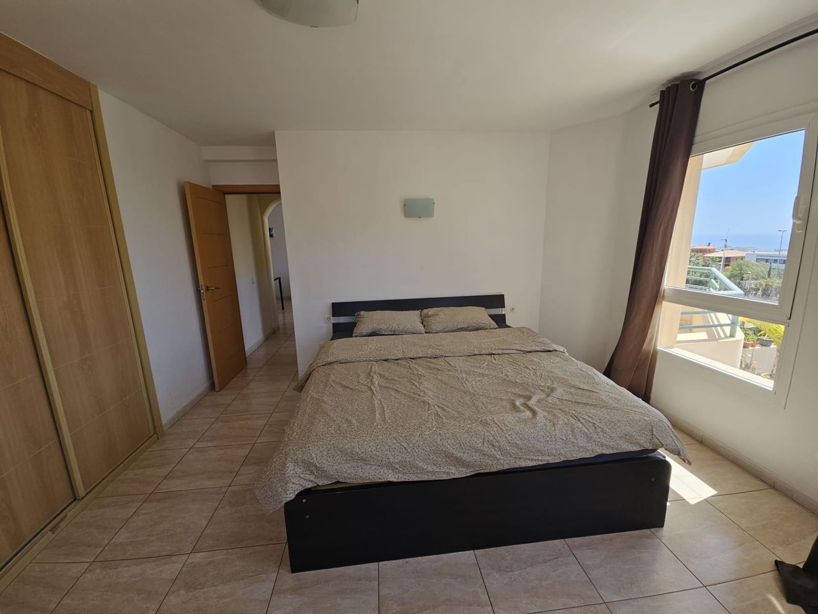3 quarto Casa em Banda para arrendar em El Madronal com piscina - 1 800 € (Ref: 9964912)
