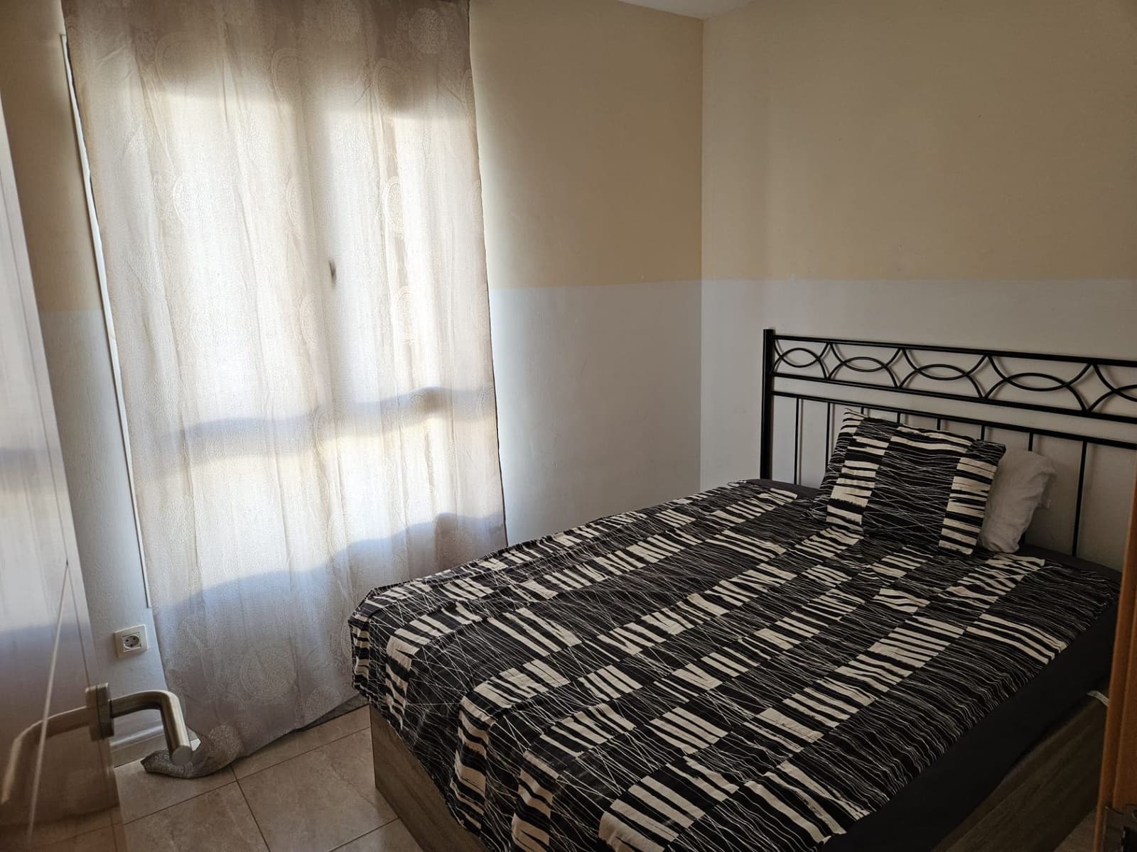 3 quarto Casa em Banda para arrendar em El Madronal com piscina - 1 800 € (Ref: 9964912)