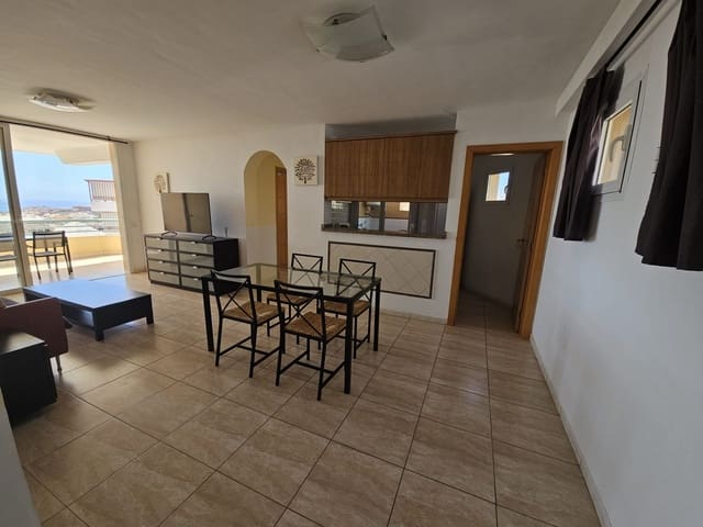 3 quarto Casa em Banda para arrendar em El Madroñal, Adeje com piscina - 1 800 € (Ref: 9964912)