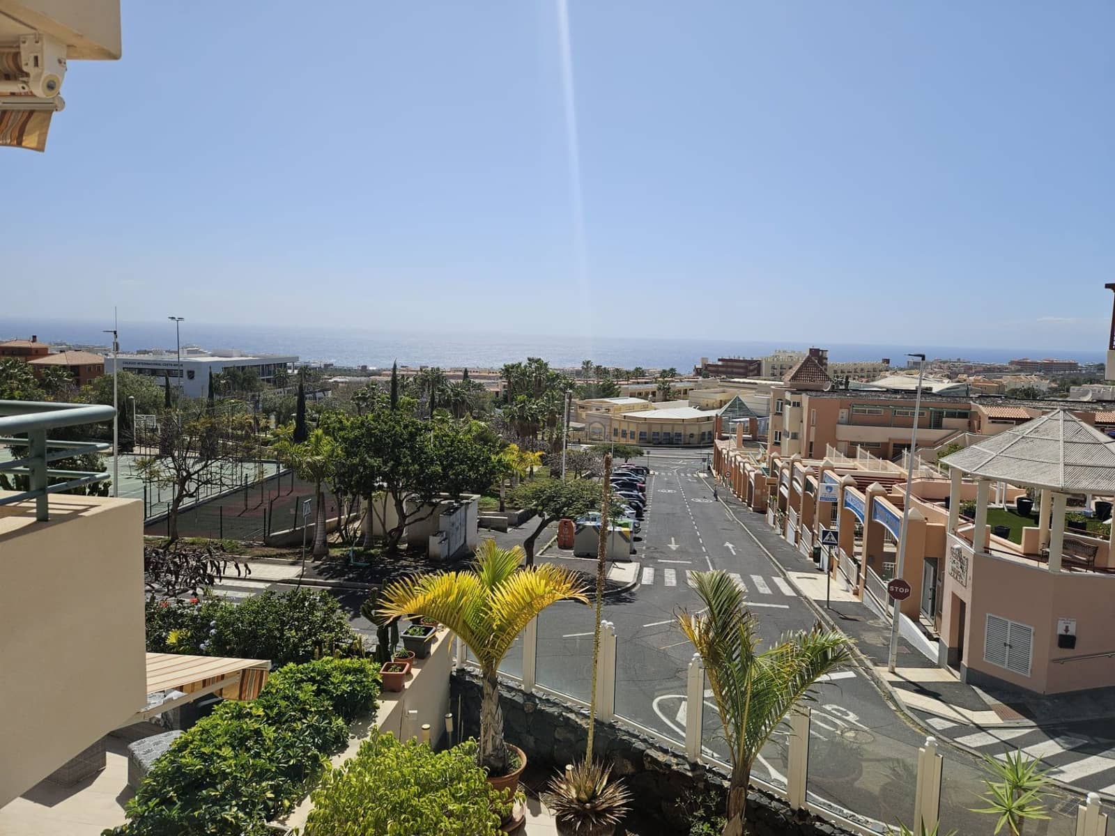 3 quarto Casa em Banda para arrendar em El Madronal com piscina - 1 800 € (Ref: 9964912)