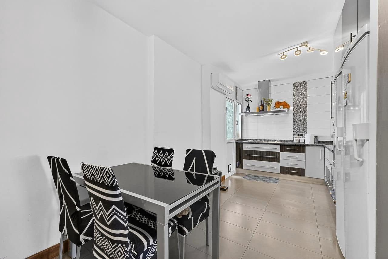 Apartamento de 2 habitaciones en Guargacho en venta - 219.900 € (Ref: 9972902)