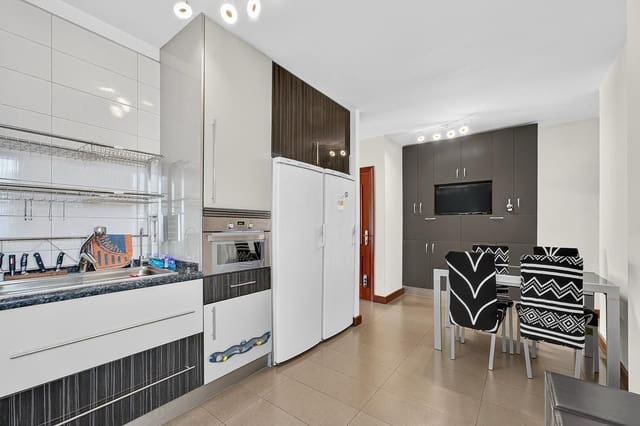Apartamento de 2 habitaciones en Guargacho en venta - 219.900 € (Ref: 9972902)