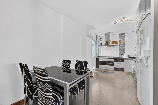 Apartamento de 2 habitaciones en Guargacho en venta - 219.900 € (Ref: 9972902)