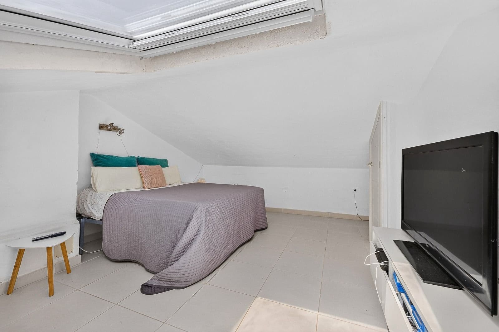 3 slaapkamer Huis te koop in El Medano met zwembad - € 420.000 (Ref: 9990265)