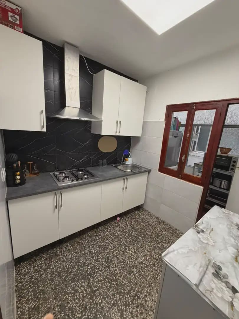 4 bedroom Flat for sale in Petrel / Petrer - € 115,000 (Ref: 10045483)