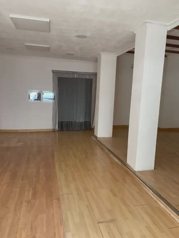 Commercieel te huur in Petrel / Petrer - € 450 (Ref: 10145057)