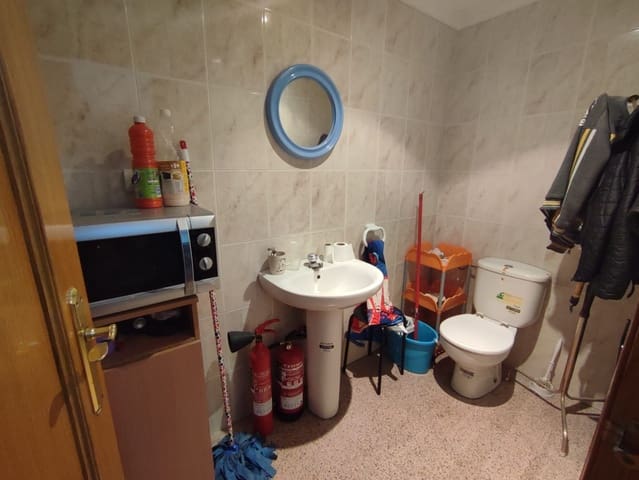 Erhverv til salg i Petrel / Petrer - € 73.400 (Ref: 6975493)