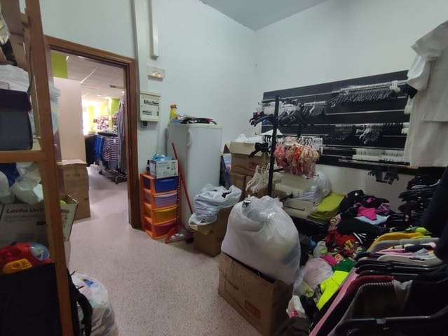 Erhverv til salg i Petrel / Petrer - € 73.400 (Ref: 6975493)