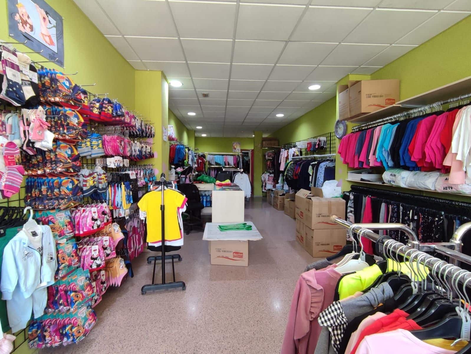 Erhverv til salg i Petrel / Petrer - € 73.400 (Ref: 6975493)