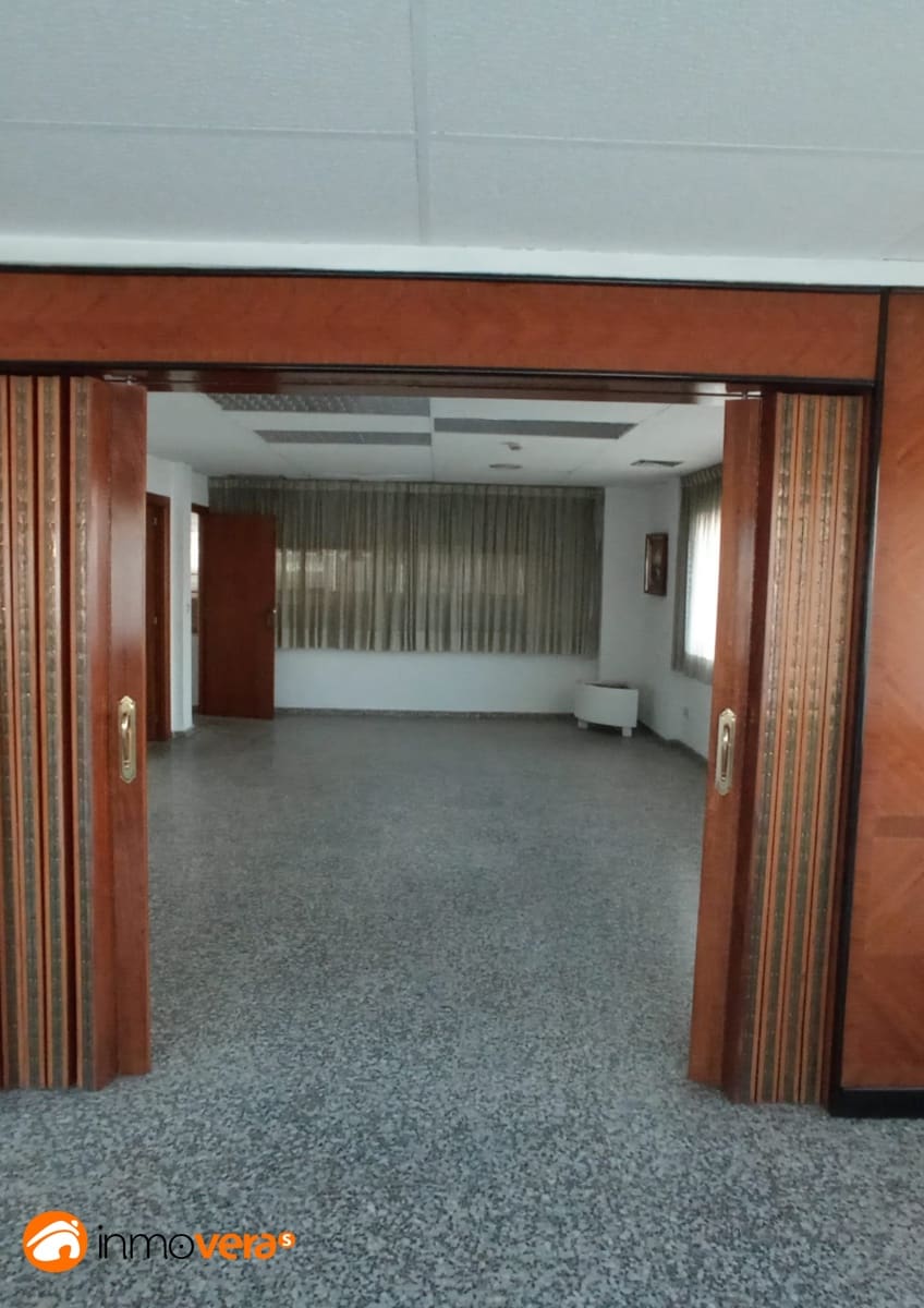 Kontor til leje i Elda - € 700 (Ref: 8240601)