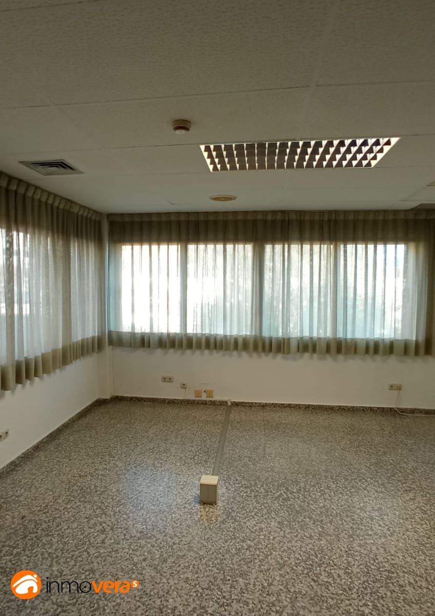 Kontor til leje i Elda - € 700 (Ref: 8240601)