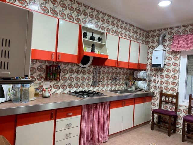 6 Zimmer Finca/Landgut zu verkaufen in Petrel / Petrer mit Pool Garage - 250.000 € (Ref: 9199801)