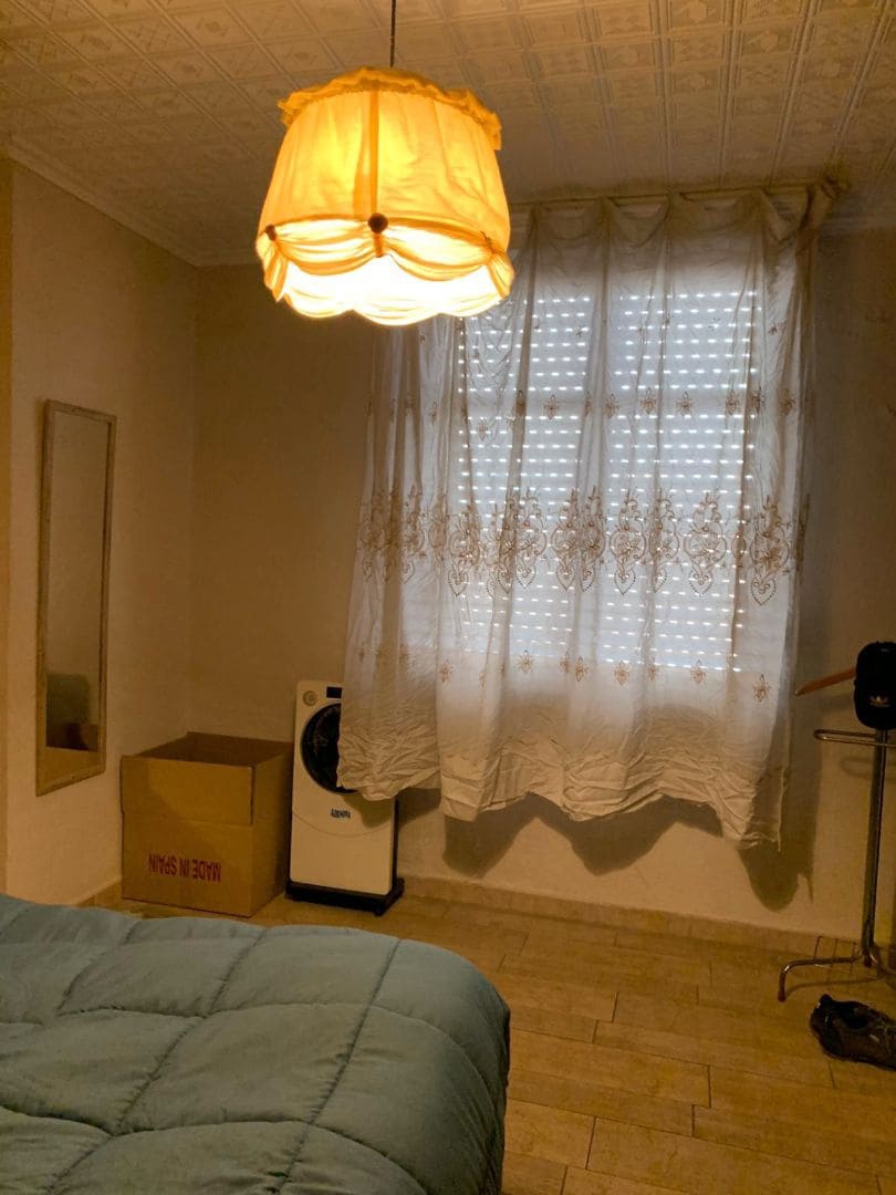 Piso de 4 habitaciones en Petrel / Petrer en venta - 105.000 € (Ref: 9496618)