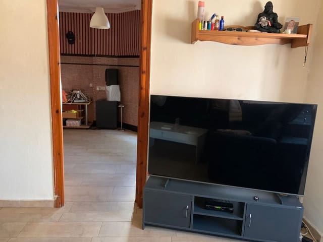 Piso de 4 habitaciones en Petrel / Petrer en venta - 105.000 € (Ref: 9496618)