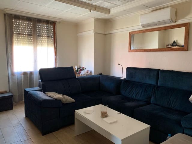 Piso de 4 habitaciones en Petrel / Petrer en venta - 105.000 € (Ref: 9496618)
