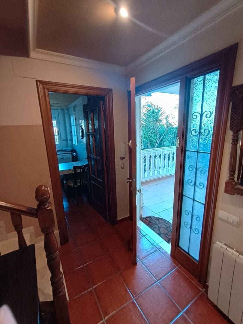 Bungalow de 3 habitaciones en Elda en venta - 285.000 € (Ref: 9517977)