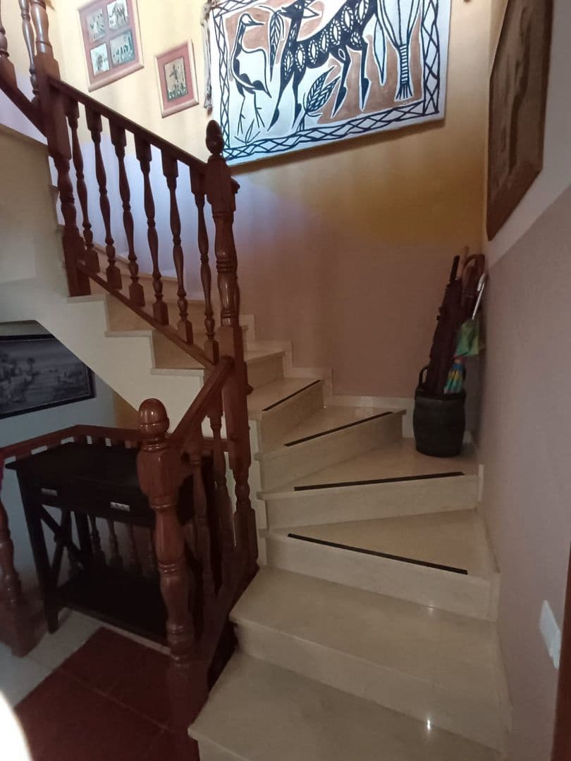 Bungalow de 3 habitaciones en Elda en venta - 285.000 € (Ref: 9517977)