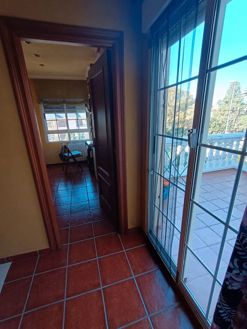 Bungalow de 3 habitaciones en Elda en venta - 285.000 € (Ref: 9517977)