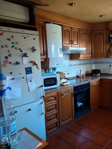 Bungalow de 3 habitaciones en Elda en venta - 285.000 € (Ref: 9517977)