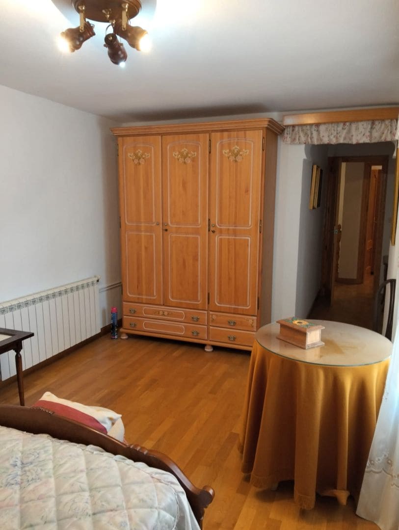 6 quarto Moradia para venda em Hellin com garagem - 169 000 € (Ref: 9548974)